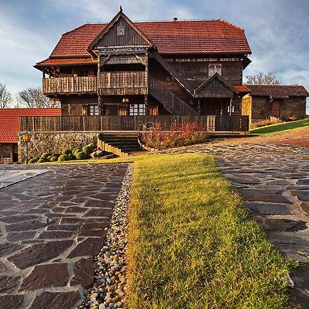 Vila Imanje Tomasic Podvornica Exteriér fotografie