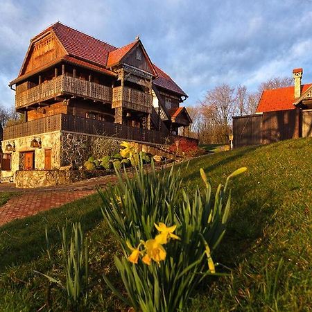 Vila Imanje Tomasic Podvornica Exteriér fotografie