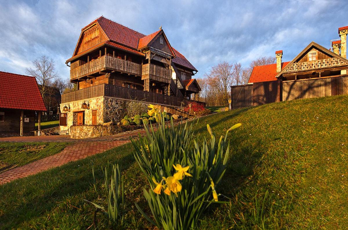 Vila Imanje Tomasic Podvornica Exteriér fotografie