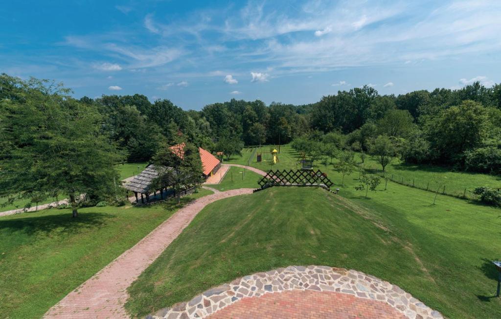 Vila Imanje Tomasic Podvornica Exteriér fotografie