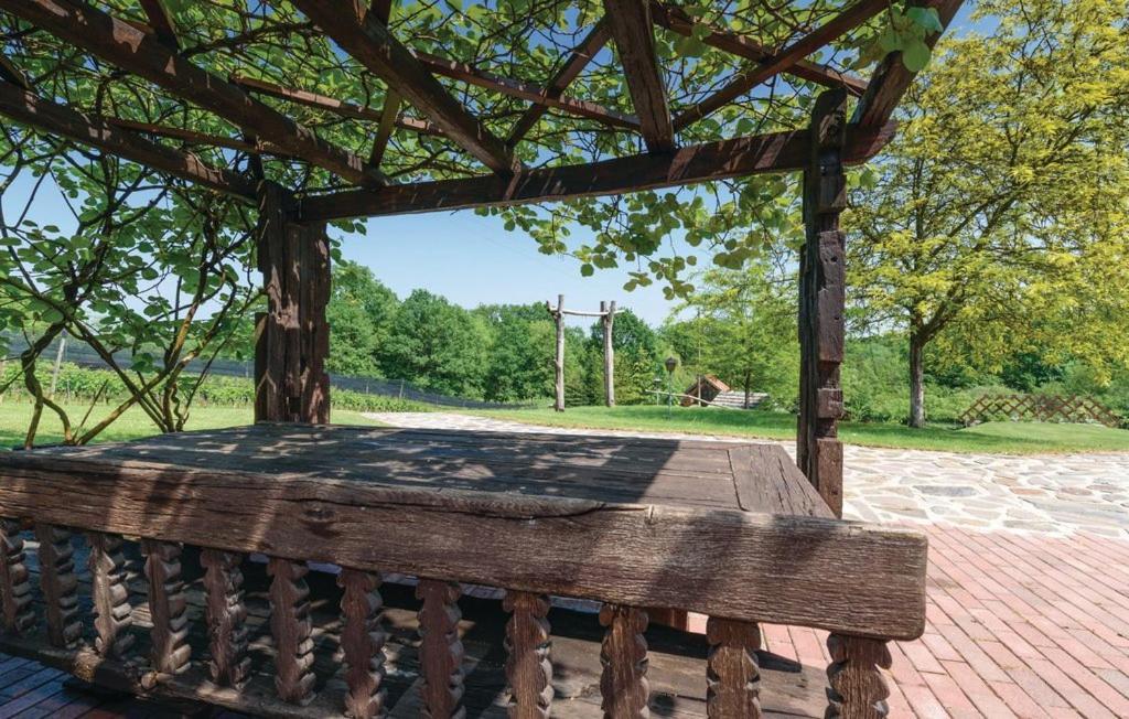 Vila Imanje Tomasic Podvornica Exteriér fotografie