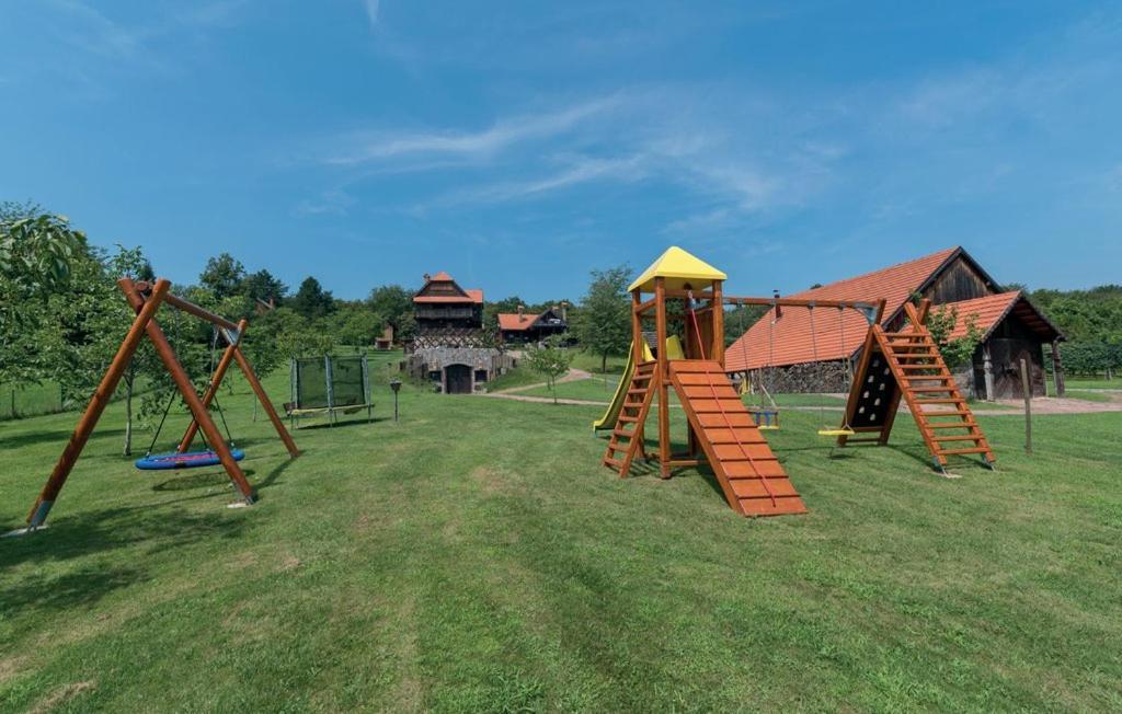 Vila Imanje Tomasic Podvornica Exteriér fotografie